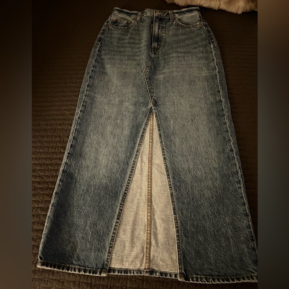 Aritzia Denim Forum “The 90s Vintage Mid Rise Pencil Maxi Jean Skirt” Size 26 - Picture 2 of 7